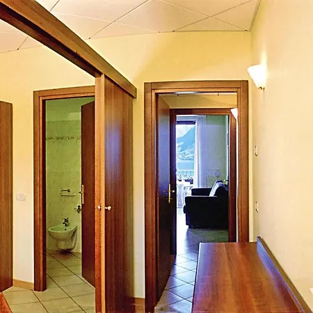 Zust Verbania Intra - Ilm03017-dyh